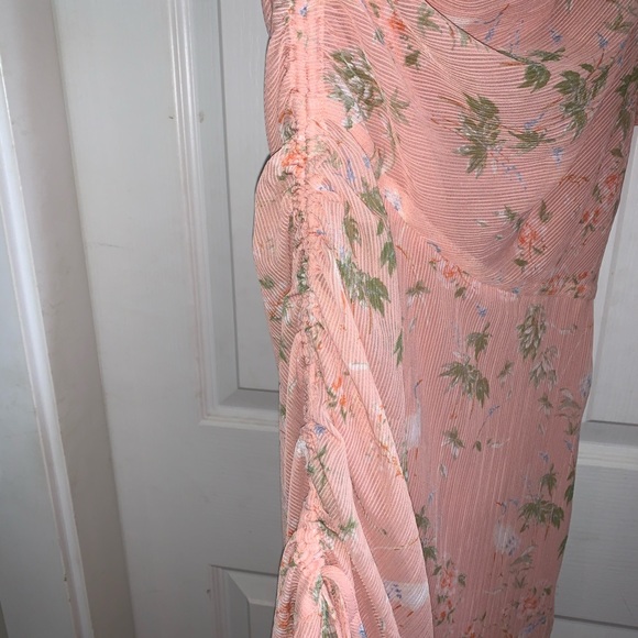 Feminine Summer Floral Ruched One-Shoulder Dress size 4 (Small) - Picture 11 of 13